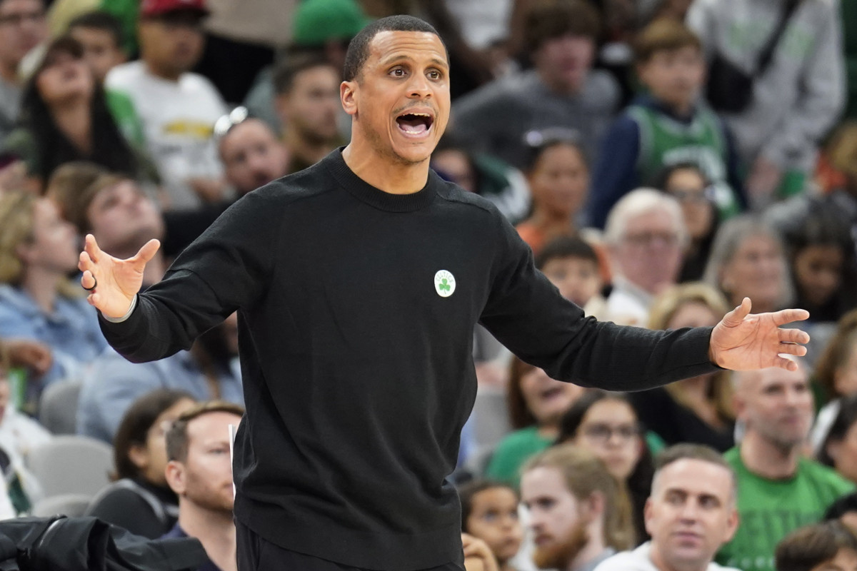 Celtics coach Joe Mazzulla is getting to play GM as he selects his All-Star  reserves - The Boston Globe