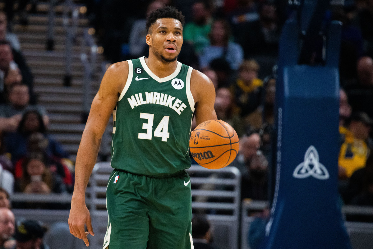 Giannis Antetokounmpo Milwaukee Bucks Green Jersey