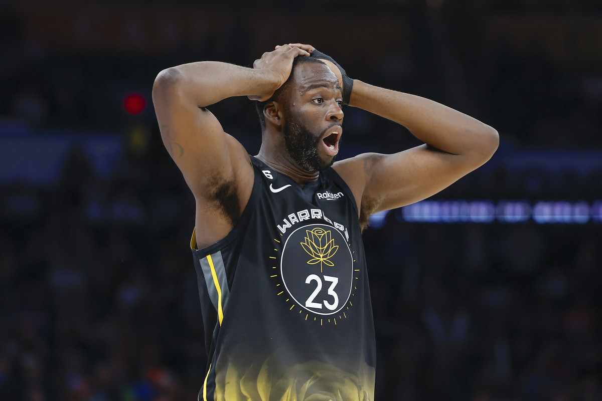 Draymond Green Takes Shot At NBA Referees: "Elbows To The Face And Head But  Nothing Happens..." - Fadeaway World