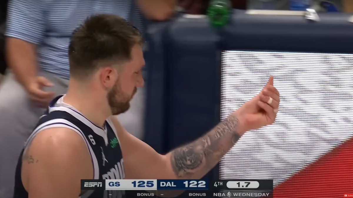 Luka Doncic Makes The Money Gesture At The Referee After A No-Call