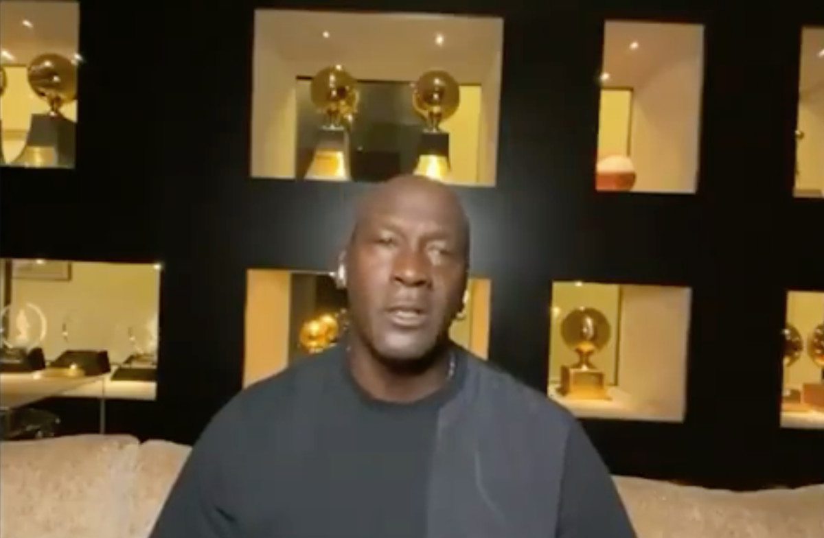 Michael Jordan's Zoom Background Is A Flex - NBA Fans React To The GOAT's  Stacked Trophy Room - Fadeaway World