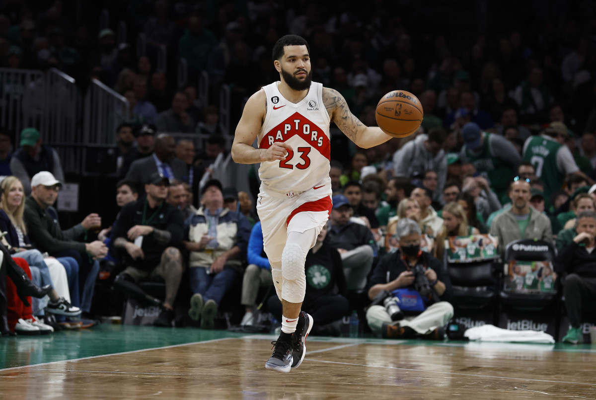 Fred VanVleet cai na real sobre o relacionamento tempestuoso de Kyrie Irving com a mídia: "Ele certamente cometeu alguns erros"