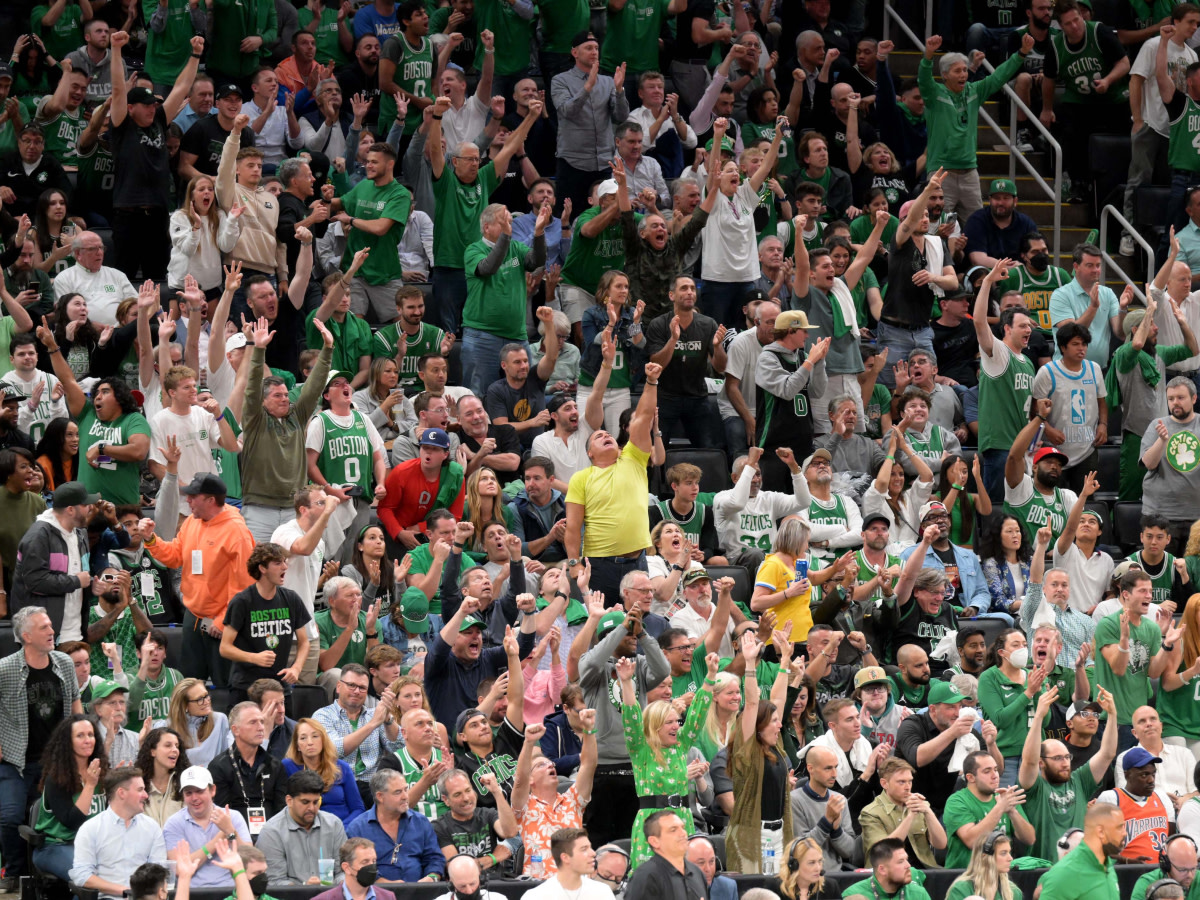 Golden State Warriors Staffers Admit They've Been Harassed By Celtics Fans: “I’ve Been Flipped Off 17 Times.”