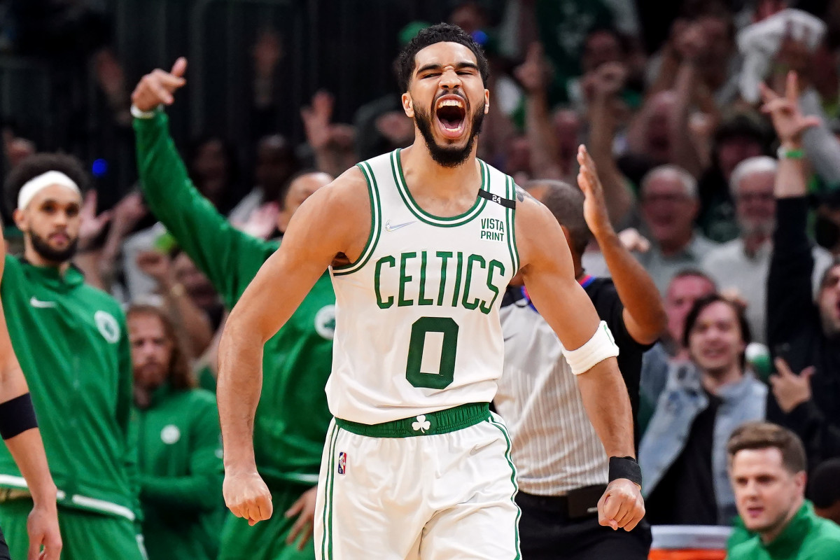 Bill Simmons Thinks Jayson Tatum Needs To Tone Down His Kobe Bryant Tributes: "Maybe Cool It On The Kobe Stuff For A Game"