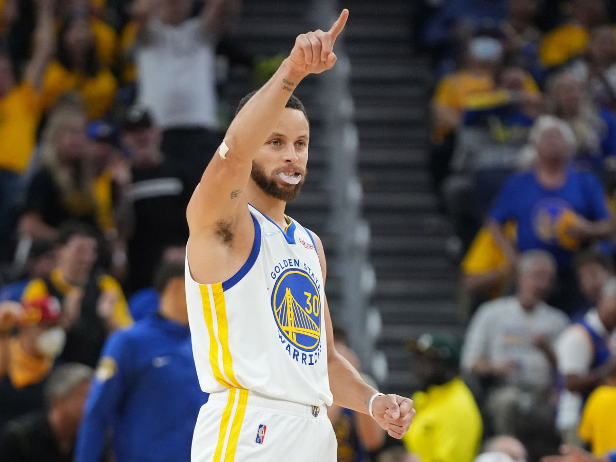 Stephen Curry Says He's Never Been Happier After Shooting 0-9 On Three-Pointers In Game 5