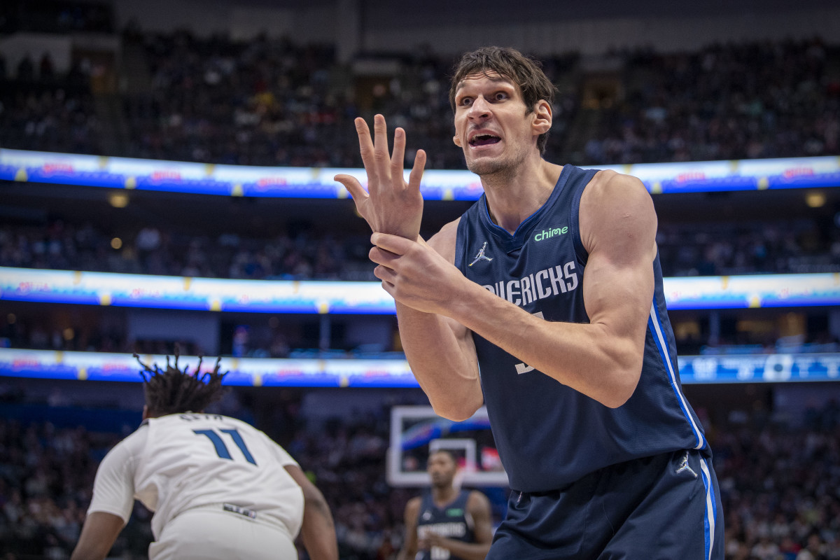 Watch: Boban Marjanovic Shows No Mercy To Children At A Basketball Camp With Vicious Blocks