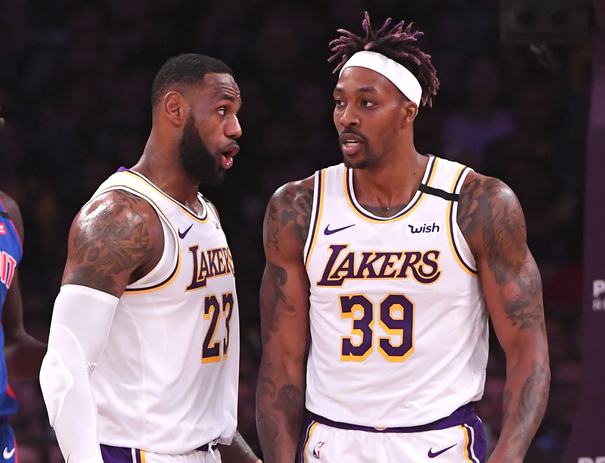Dwight Howard Reveals The Real Reason Why LeBron James Is Always Looking At Sheets: "Everything He’s Doing, He’s Strategically Doing. He’s Playing Chess. That’s Something I Got Just Watching Him With How He Moves."