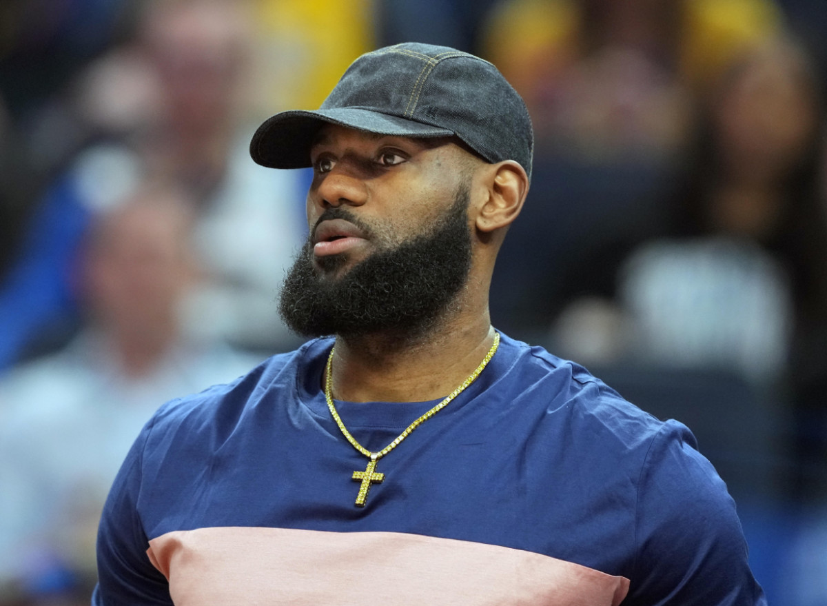 NBA Analyst Claims LeBron James Would Have To Accept A Complementary Role If He Went To Another Team: "Wherever You Go, You're Not Going To Be The Guy At 38, 39, 40."