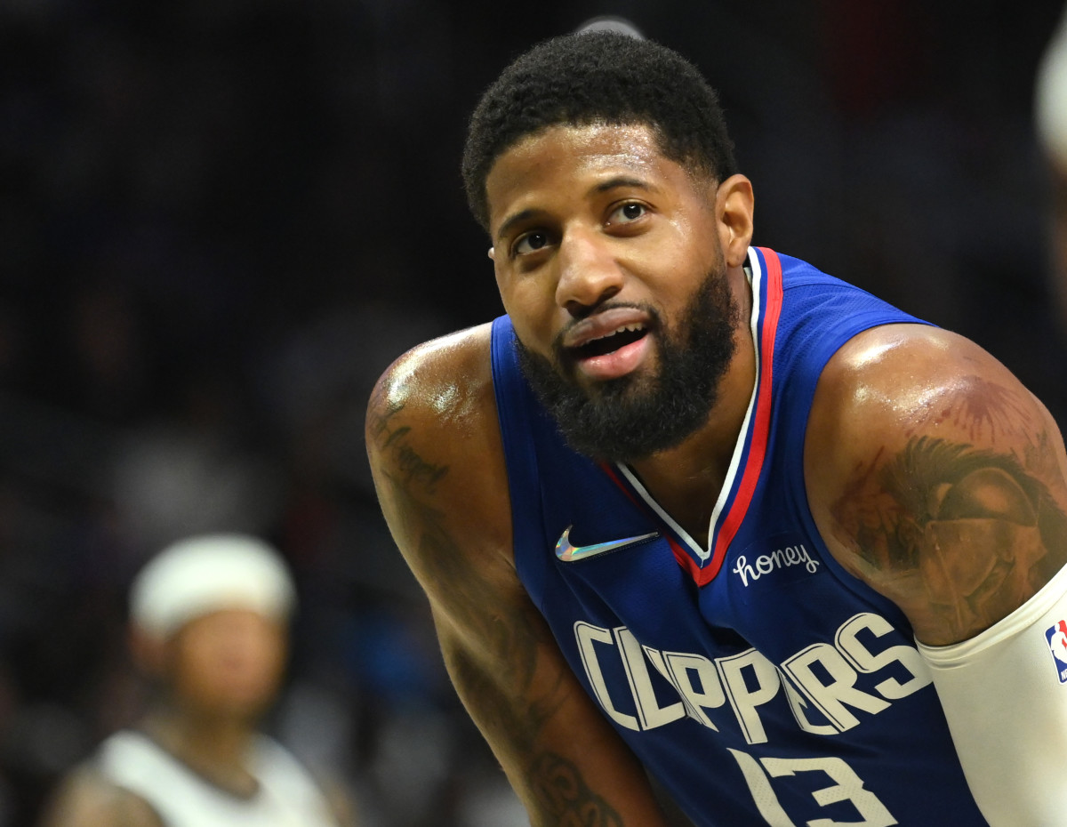 Clippers Star Paul George Gets Heavy Boos From NFL Fans During Chargers Game In Los Angeles