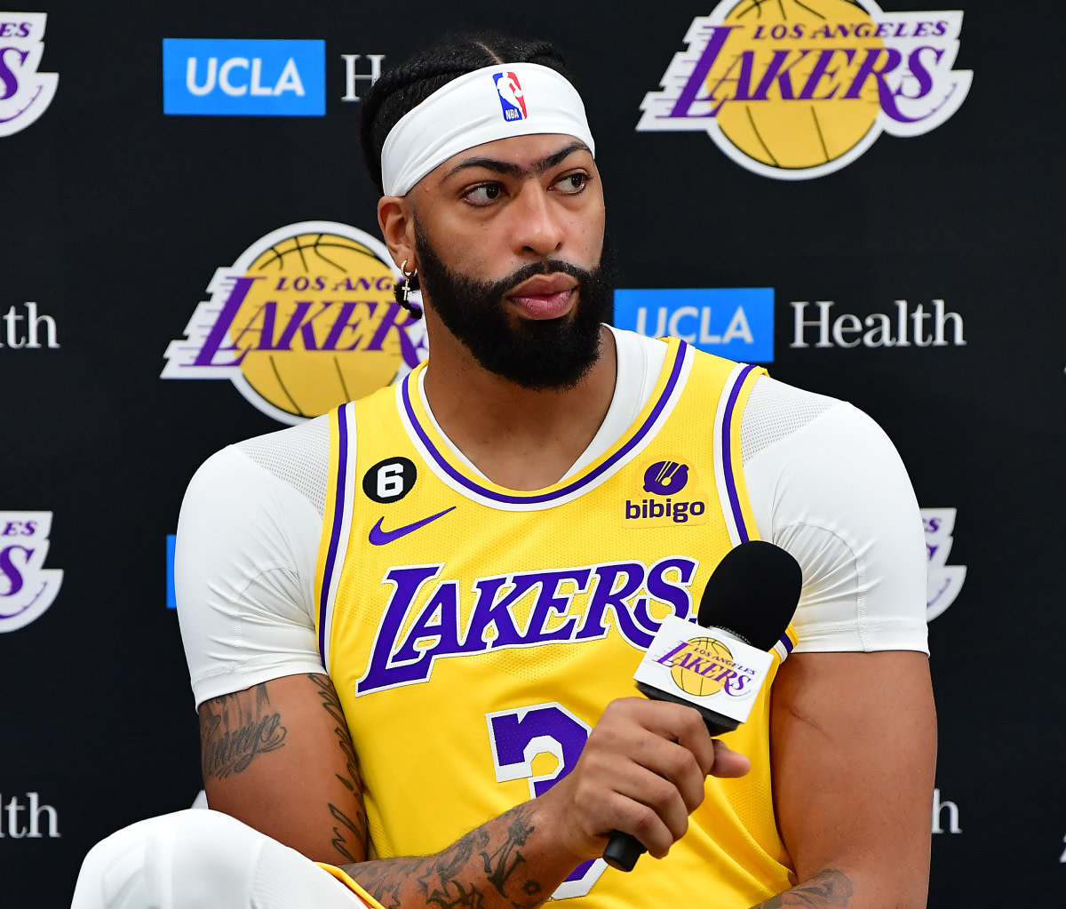 Los Angeles Lakers on X: Anthony Davis doing Anthony Davis things