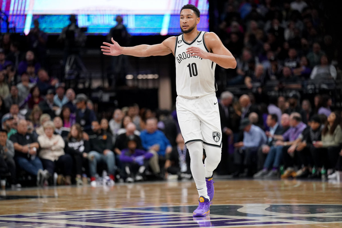 Ben Simmons wants to be treated like the superstar he's not, and