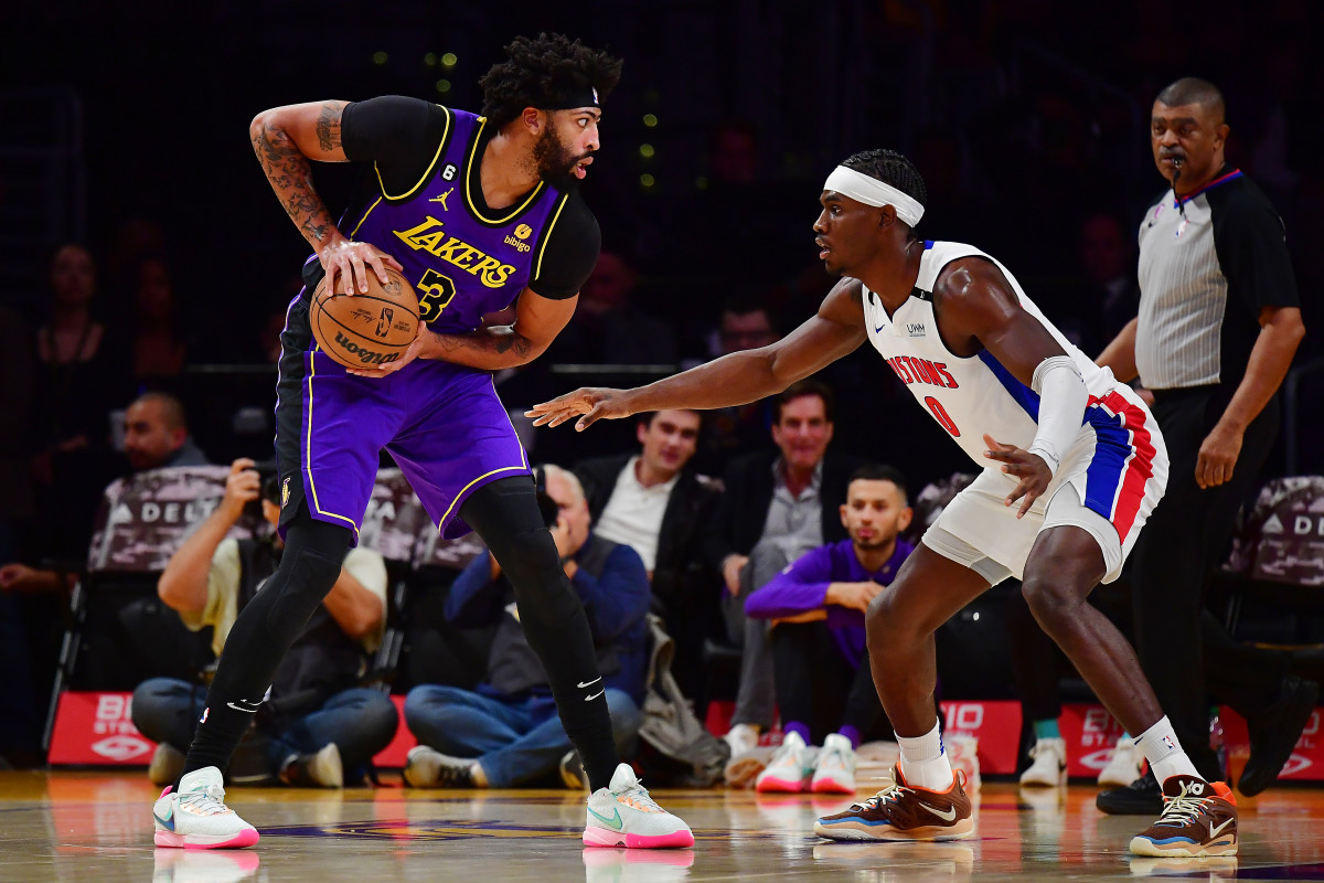 Lakers say they're building a vintage championship contender