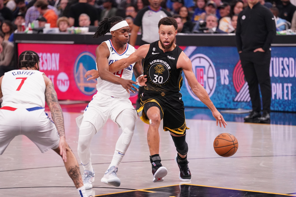 Fans React To Golden State Warriors Overcoming The LA Clippers: "The Team Is Finding Its Rhythm"