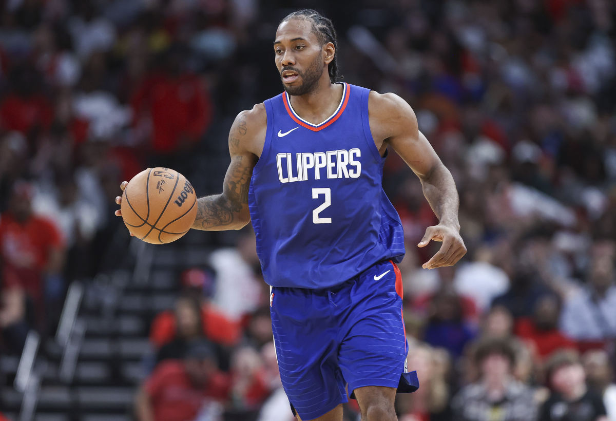 Kawhi Leonard Shows New And Fresh Look After Cutting His Braids Off ...