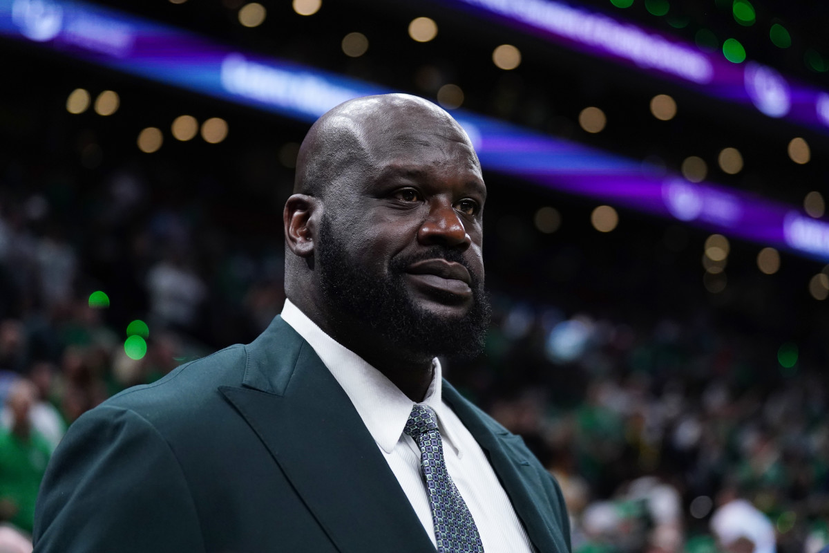 Shaquille O'Neal Says Michael Jordan Is The GOAT; Selects His All-Time  Starting 5 Without LeBron James - Fadeaway World