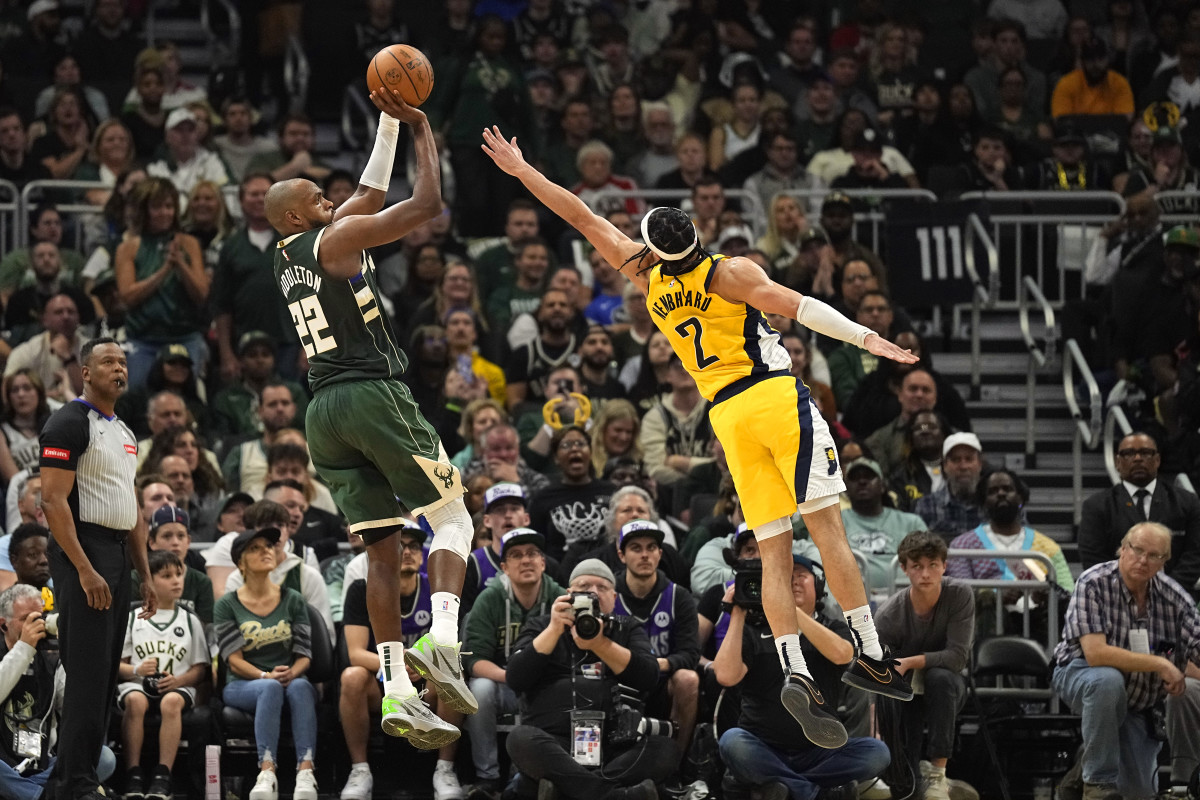 Last Minute Trade Proposal: Los Angeles Lakers Take A Risk With Khris Middleton