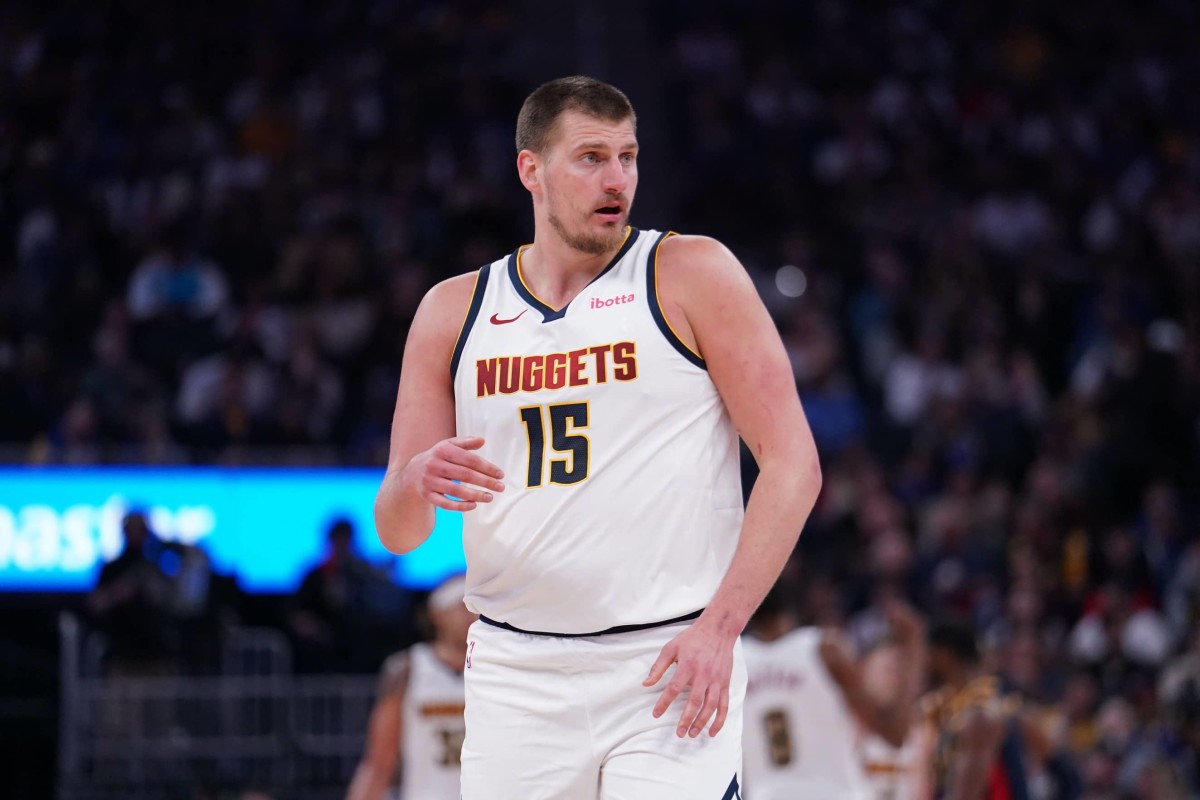 San Francisco, California, USA; Denver Nuggets center Nikola Jokic (15) takes a breather during the game against the Golden State Warriors in the third period at Chase Center. Mandatory Credit: David Gonzales-Imagn Images