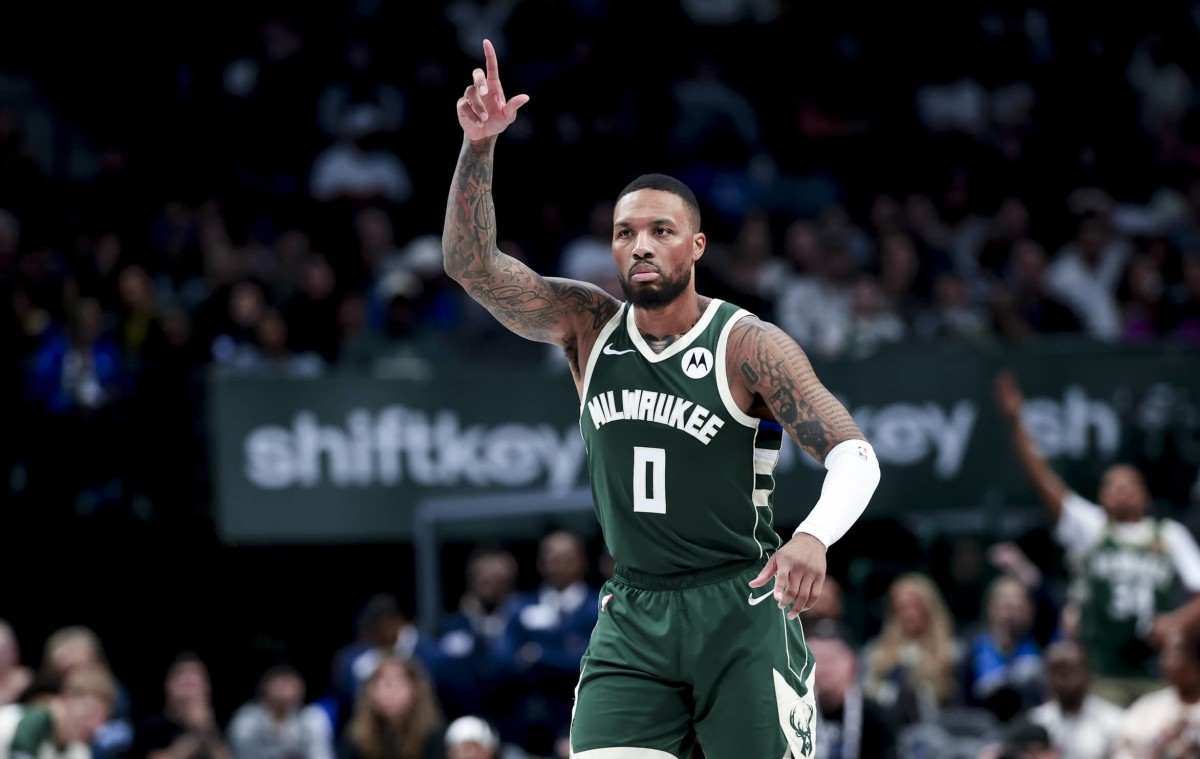 Milwaukee Could Get Major Boost As Damian Lillard Eyes Early Series  Comeback - Fadeaway World