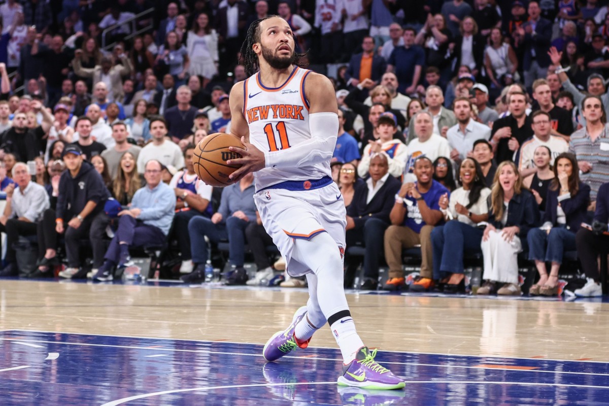New York Knicks guard Jalen Brunson (11) drives to the basket against the Detroit Pistons in Game One of the First Round of the NBA Playoffs at Madison Square Garden. Mandatory Credit: Wendell Cruz-Imagn Images  