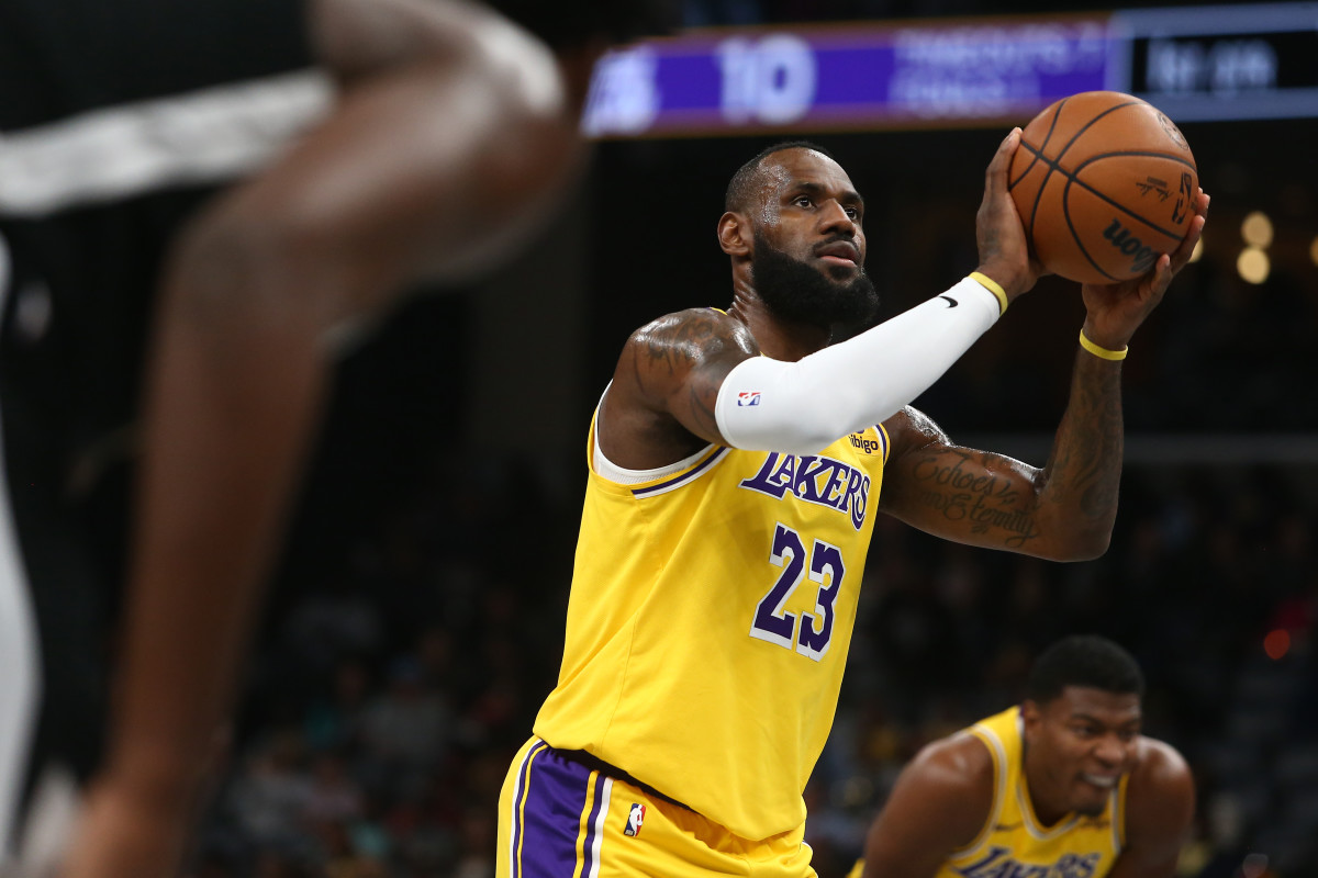 LeBron James Overtakes Kobe Bryant For Most Missed Shots In NBA History ...