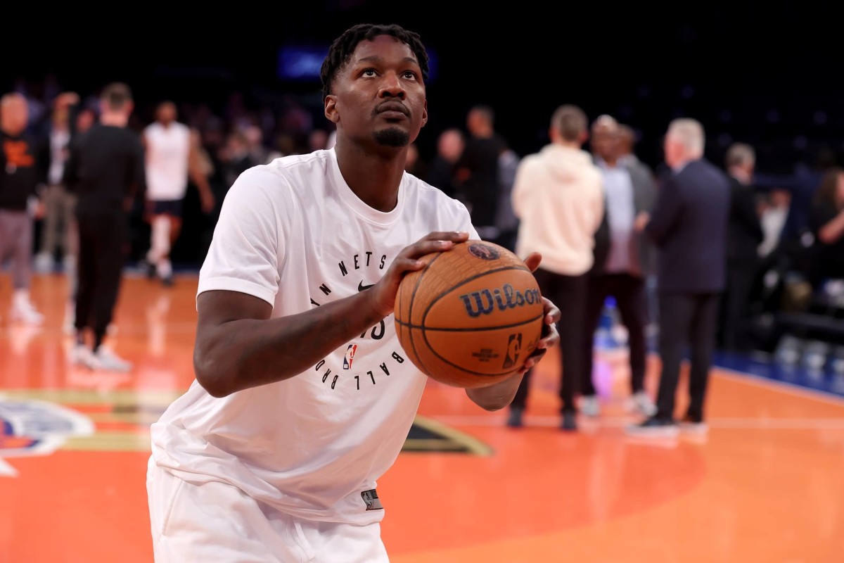 Brooklyn Nets forward Dorian Finney-Smith (28) warms up before a game against the New York Knicks at Madison Square Garden.