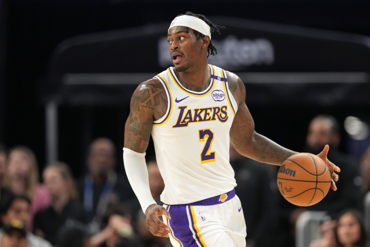  Los Angeles Lakers forward Jarred Vanderbilt (2) dribbles against the Golden State Warriors during the fourth quarter at Chase Center. Mandatory Credit: Darren Yamashita-Imagn Images