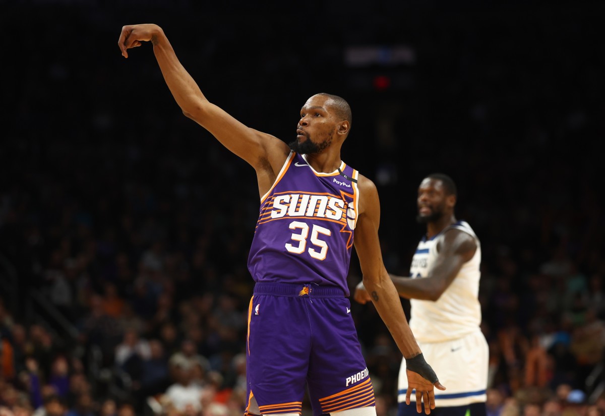 Phoenix Suns forward Kevin Durant (35) against the Minnesota Timberwolves at Footprint Center. Mandatory Credit: Mark J. Rebilas-Imagn Images