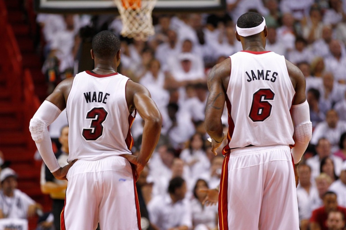 Twitter reacts to LeBron James' making clutch shots in Game 6