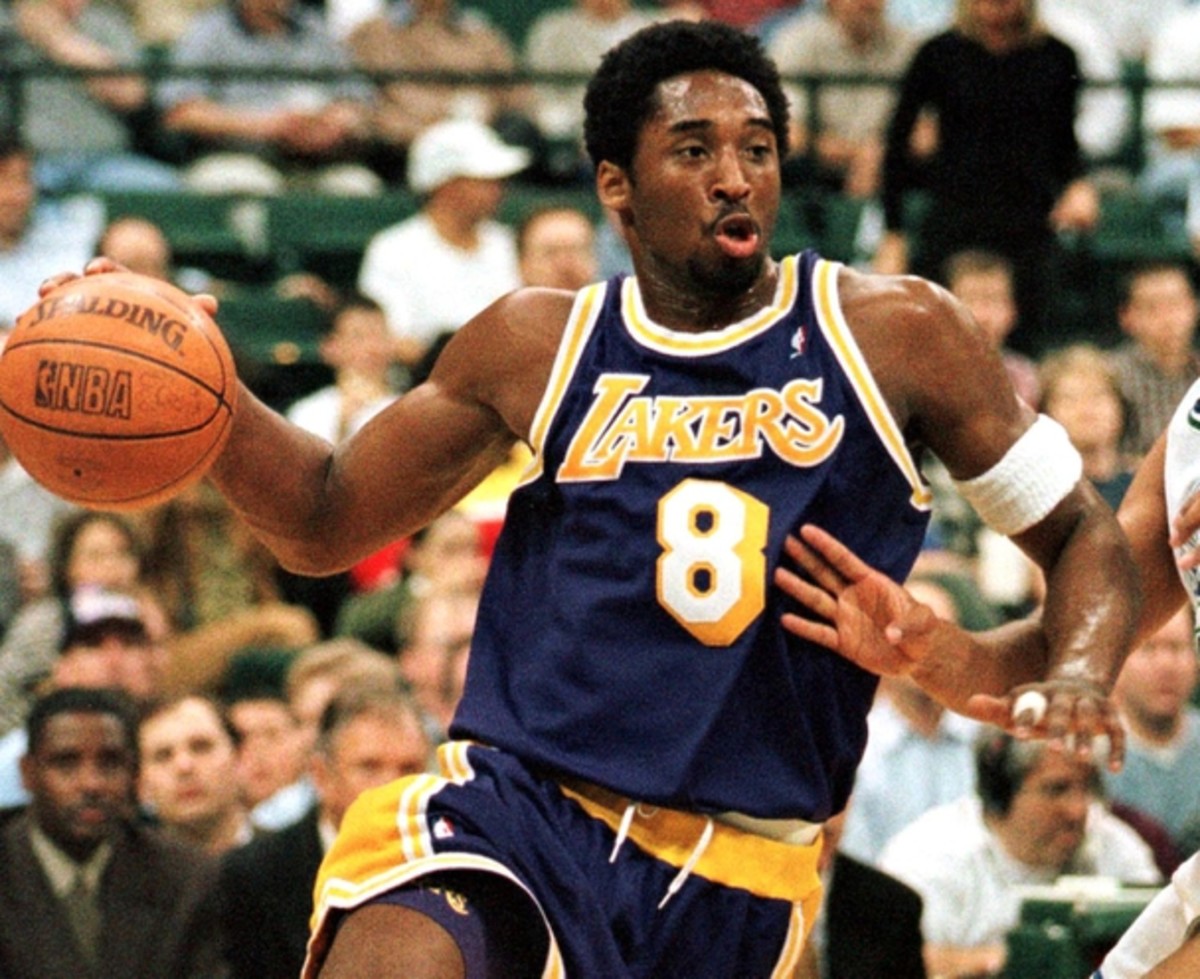 Every Lakers Jersey Kobe Bryant Wore Throughout His Career – Fadeaway World