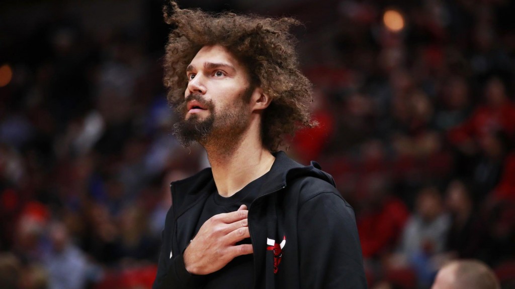 ct-spt-bulls-robin-lopez-demotion-20181028