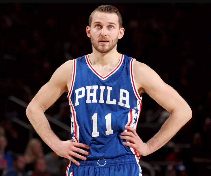 nik stauskas 41421412