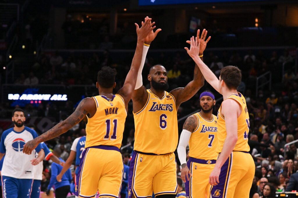 NBA Fans React To LeBron James Becoming Second In All-Time Scoring ...