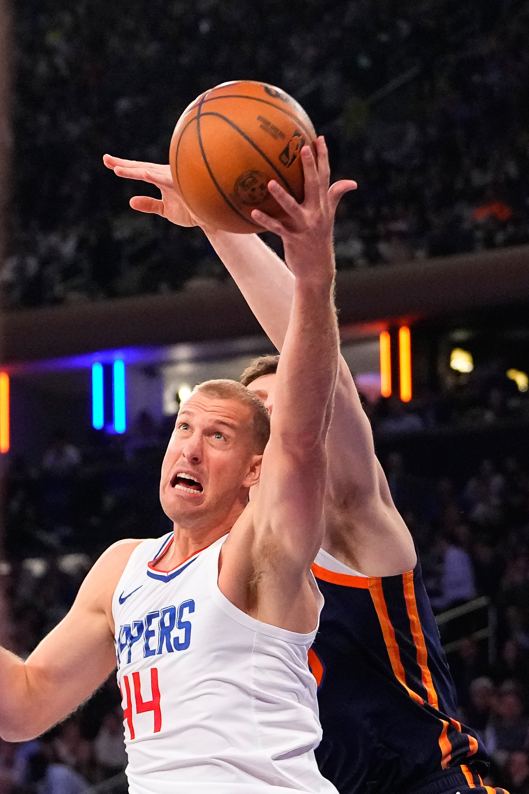 <em></figure>
<p>Mason Plumlee, at 33 years old, offers a veteran presence with the capability to provide reliable backup coverage for any starting center. While past his prime, Plumlee’s experience and versatility as a backup center make him a valuable asset. Averaging 5.0 points and 5.5 rebounds this season, Plumlee contributes on both ends of the floor in a supporting role. </p>
<p>His current contract, making $5,000,000 this season, adds flexibility in trade discussions, particularly as an expiring contract. As a player with an expiring contract, Plumlee becomes a valuable trade chip for salary-matching purposes. Teams looking to clear cap space or make adjustments to their roster may find Plumlee’s contract useful in facilitating trades. </p>
<hr>
<h2 id=