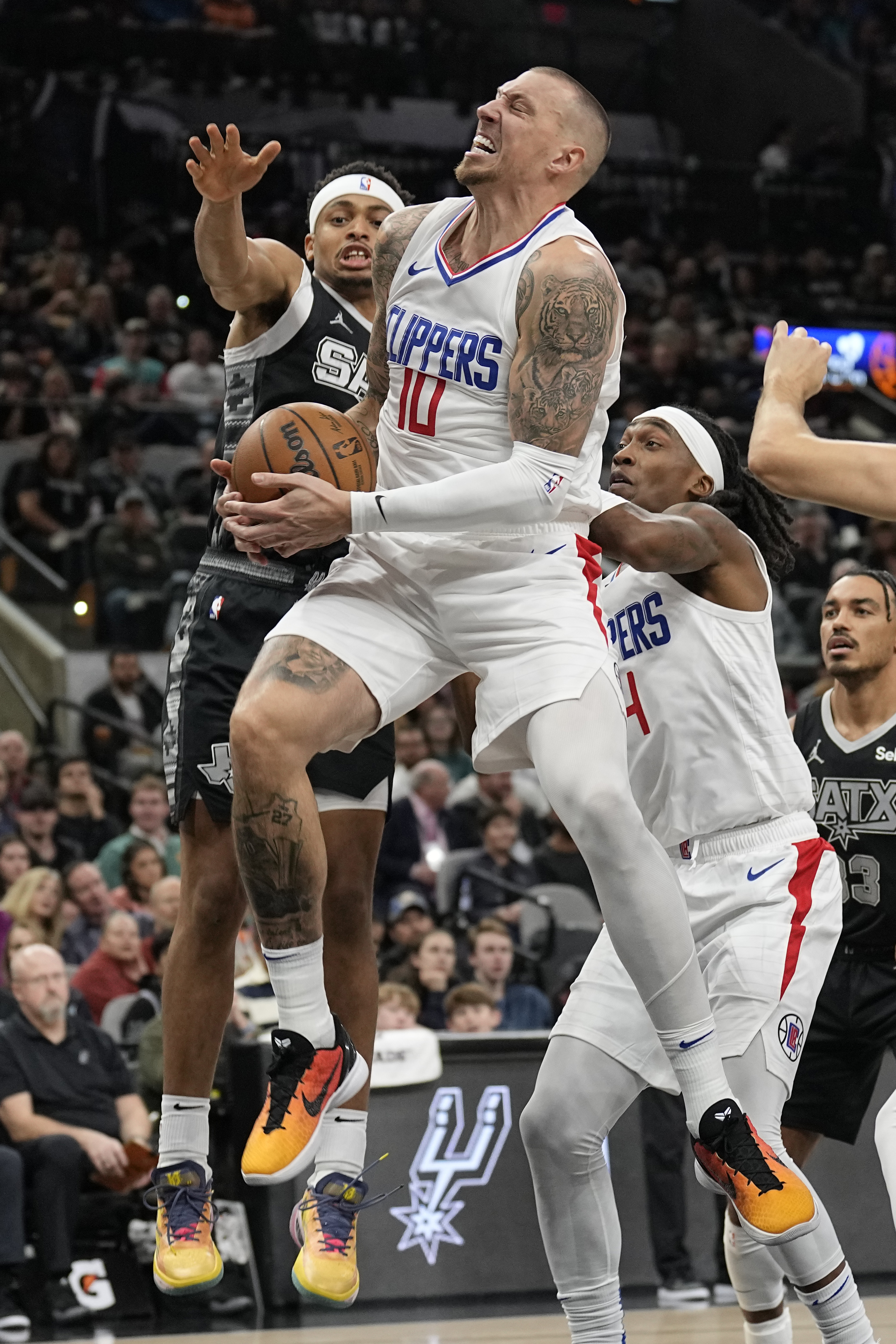 <em></figure>
<p>Daniel Theis, recently acquired by the Clippers to strengthen the frontcourt, adds valuable depth with his contributions on both ends of the floor. Averaging 6.8 points and 4.8 rebounds this season, Theis provides a solid presence in the paint and is known for his tough defense, making him an attractive asset for contenders.</p>
<p>One notable aspect of Theis’s situation is his relatively low salary of $2,179,511 this season and his expiring contract status. This makes him an immediately available piece for inclusion in any trade discussions. Theis’s affordability and expiring contract could make him an appealing component for teams looking to clear cap space or make adjustments to their roster.</p>
<hr>
<h2 id=