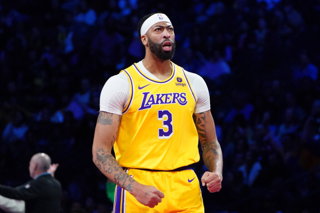 NBA Fans React After Lakers Become The First-Ever In-Season Tournament ...