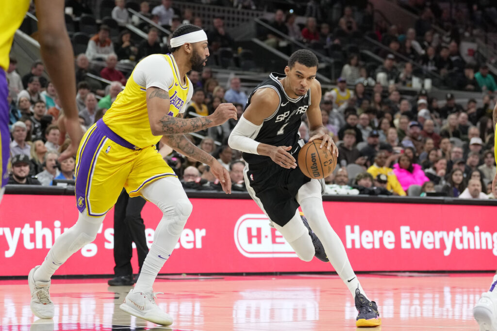 Fans React To Lakers Beating The Spurs Without LeBron James: "Wemby And ...
