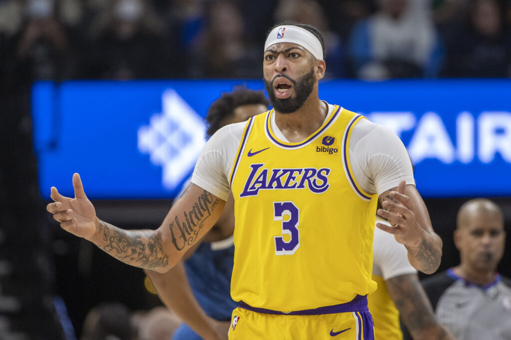 Lakers Fans React To Fifth Loss In Last Six Games: "Ain't Sh*t Without ...