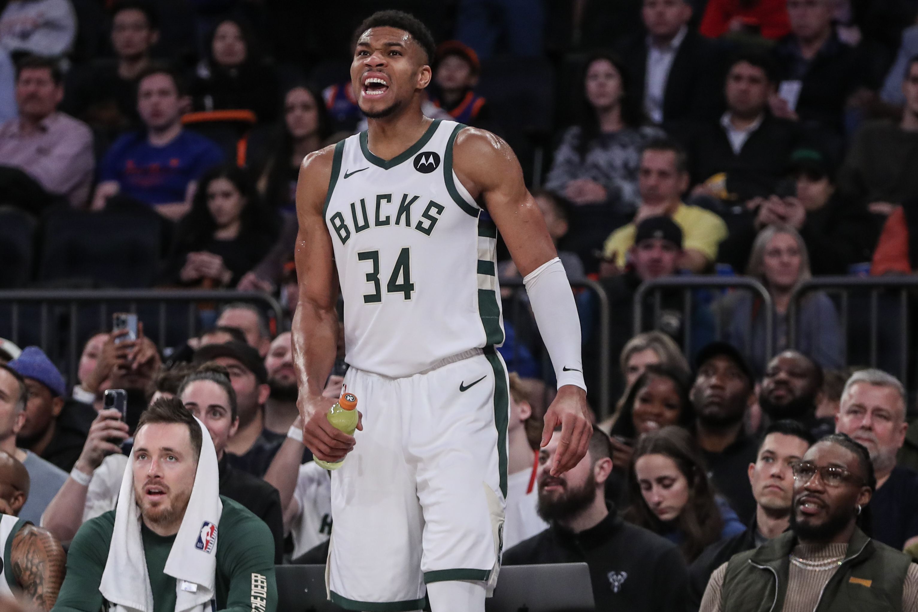 Former NBA Player Thinks Giannis Antetokounmpo Isn't A Top-5 Player