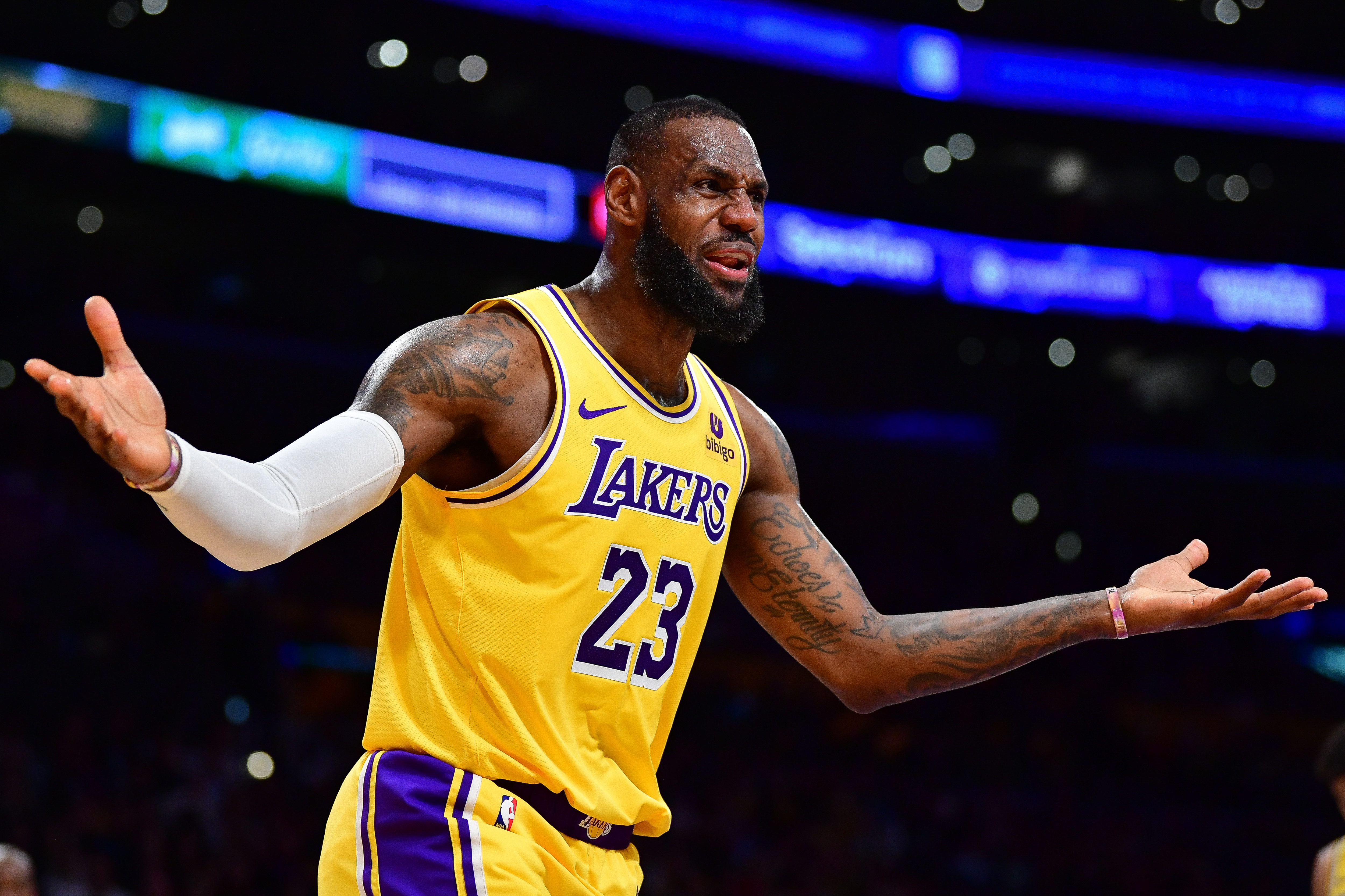 LeBron James Was Just About To Blow Up On His Lakers' Teammates Before Getting Cut-Off