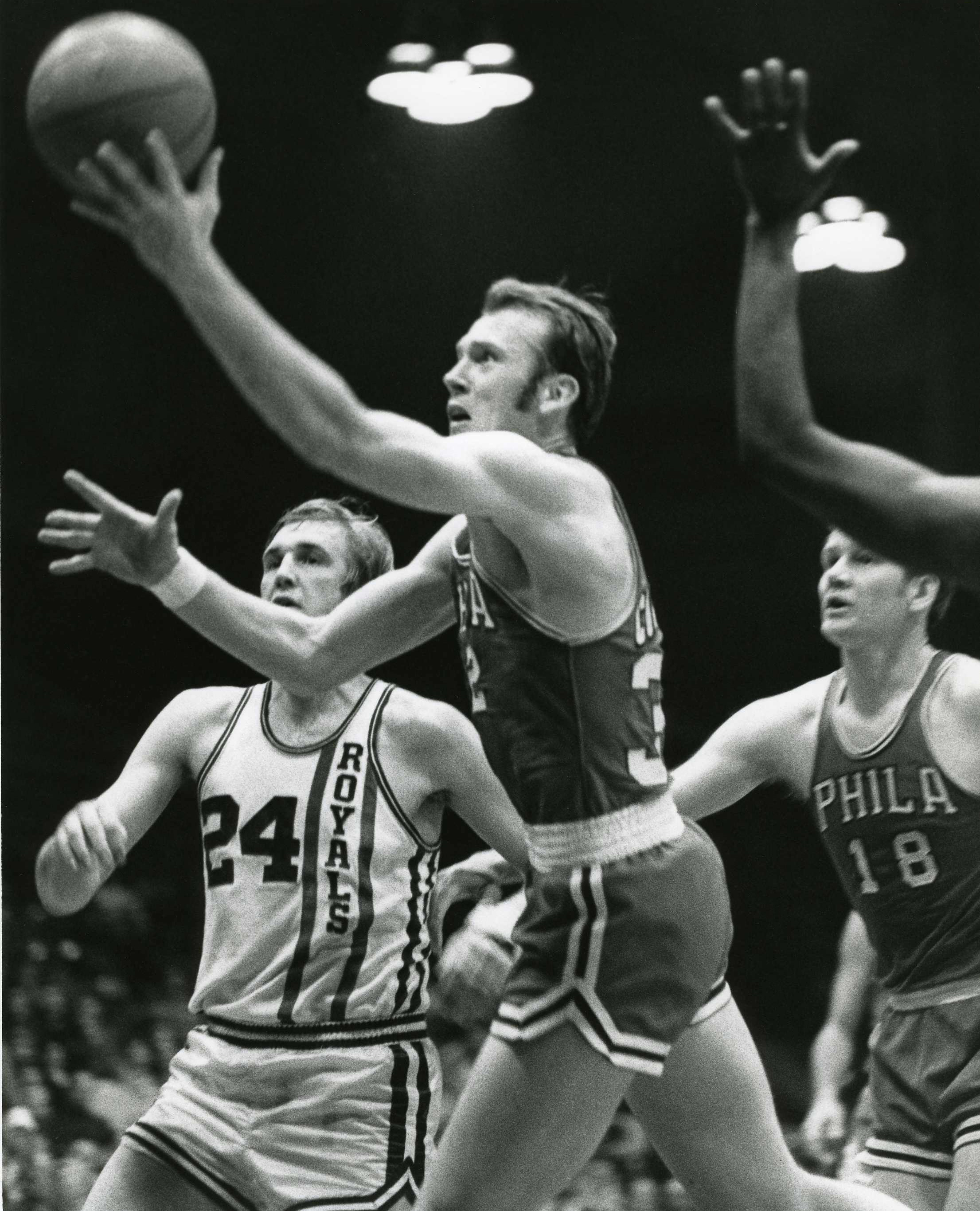 <em></figure>
<p><strong>Years In Philadelphia: 9 (1966-1972, 1975-1976)</strong></p>
<p><strong>Philadelphia: 20.8 PPG, 10.1 RPG, 4.0 APG, 1.2 SPG, 0.5 BPG</strong></p>
<p><strong>Career: 20.8 PPG, 10.1 RPG, 4.0 APG, 1.2 SPG, 0.5 BPG</strong></p>
<p><strong>Honors: NBA Champion (1967), 4x All-Star (1969-1972), 3x All-NBA First Team Selection (1969-1971), All-NBA Second Team Selection (1972), All-Rookie Team Selection (1966)</strong></p>
<p>Billy Cunningham, “The Kangaroo Kid,” as he was affectionately known, left an indelible mark on the franchise during his playing days from 1966 to 1972 especially. Cunningham’s impact was felt on both ends of the court, showcasing a rare combination of scoring finesse, rebounding tenacity, and defensive prowess. A four-time NBA All-Star, Cunningham played a pivotal role in the Sixers’ success during the late 1960s. His ability to score in various ways, from mid-range jumpers to powerful drives to the basket, made him a matchup nightmare for opponents.</p>
<p>The 1966-1967 season stands out as one of Cunningham’s most memorable campaigns, culminating in an NBA championship alongside Wilt Chamberlain. A key contributor to the team’s success, he averaged a double-double with 18.5 points and 7.3 rebounds per game. Cunningham’s leadership and on-court intensity epitomized the spirit of the Sixers during that era. After his playing career, Cunningham transitioned into coaching, guiding the Sixers to an NBA championship in 1983. </p>
<hr>
<h2 id=