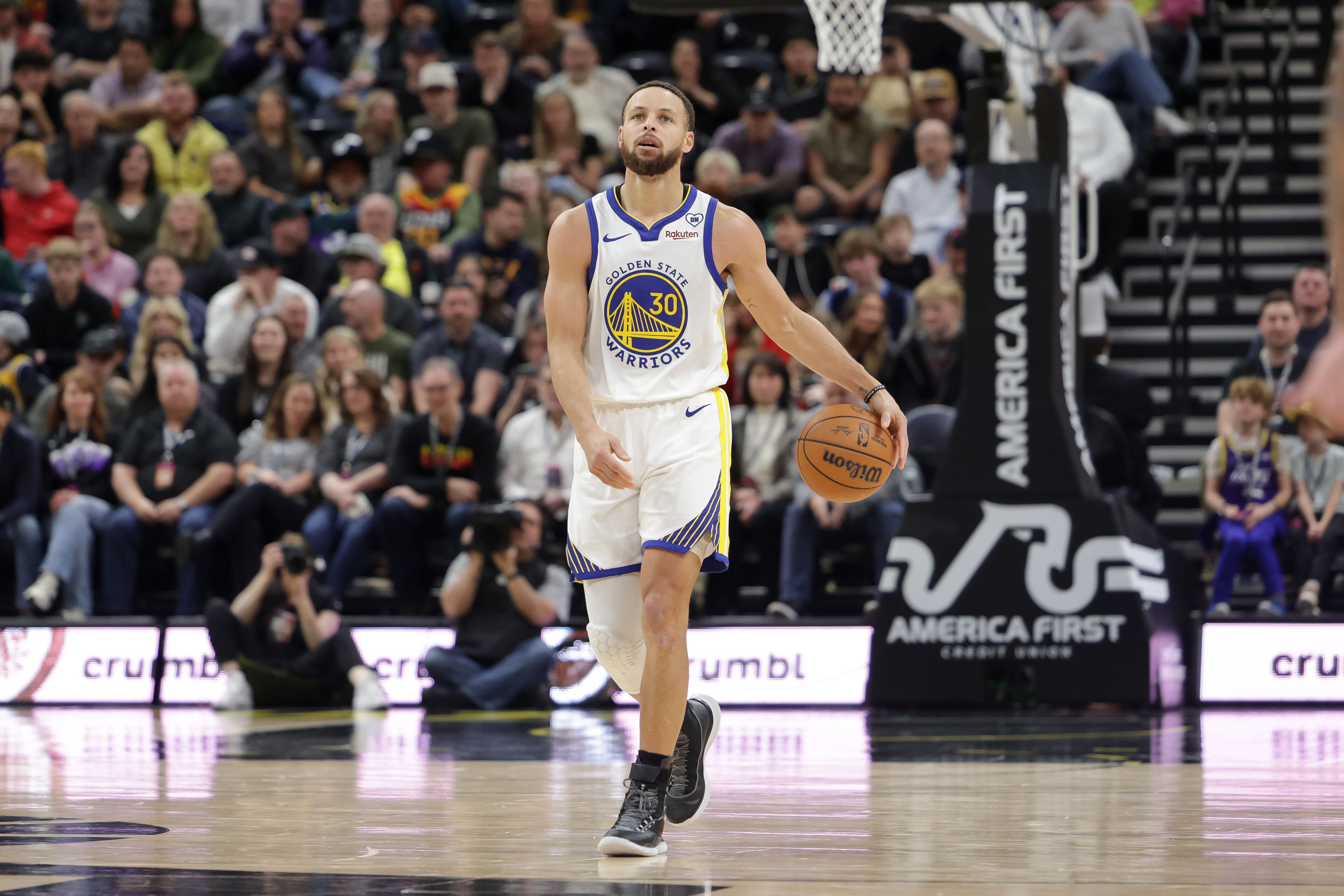 Since Stephen Curry Made His Debut, Warriors' Franchise Valuation Has Increased 26 Times To $8.2 Billion