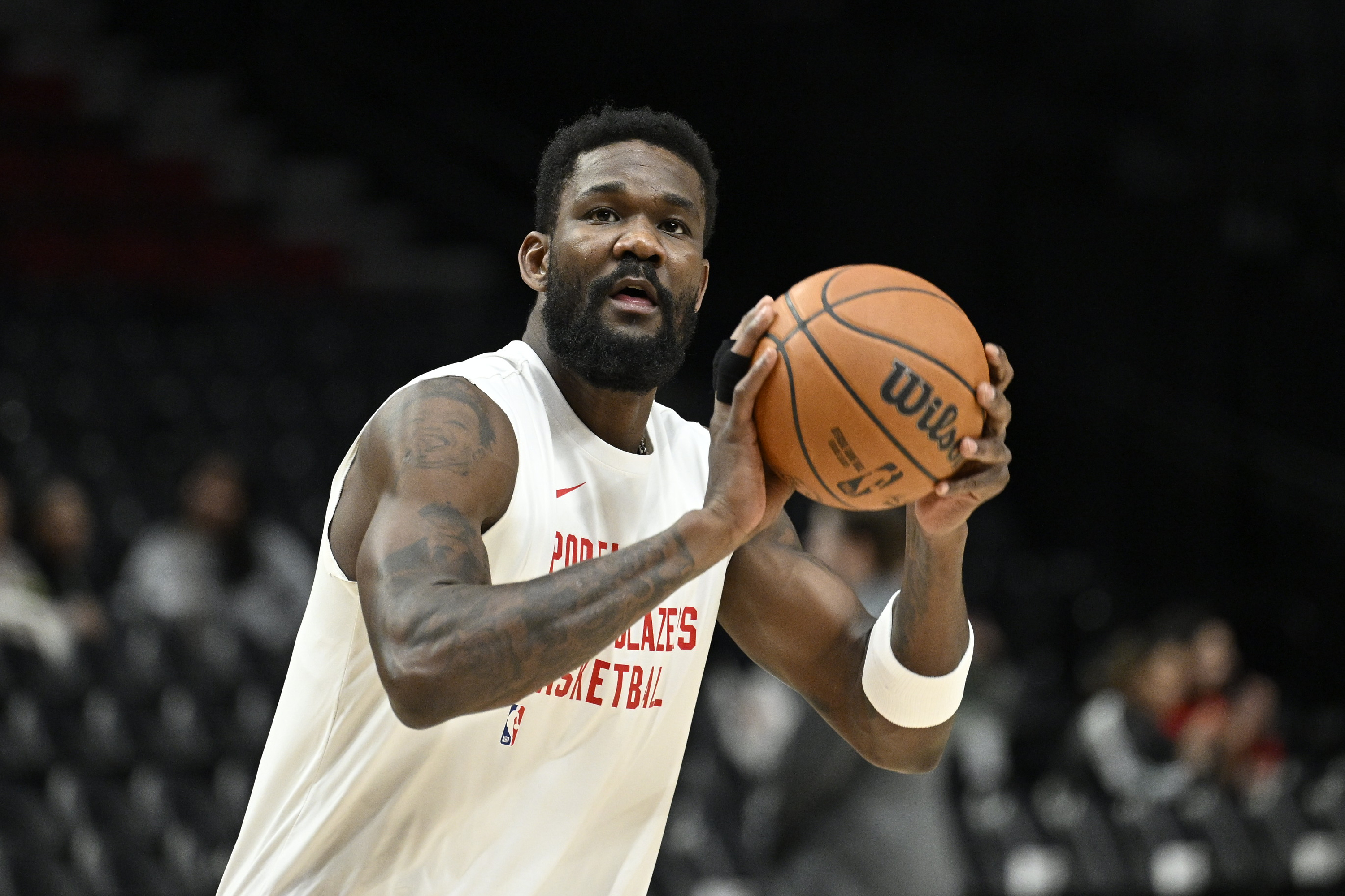 Deandre Ayton Reveals Sleeping On An Air Mattress Was A Factor In His Slow Start With The Trail Blazers