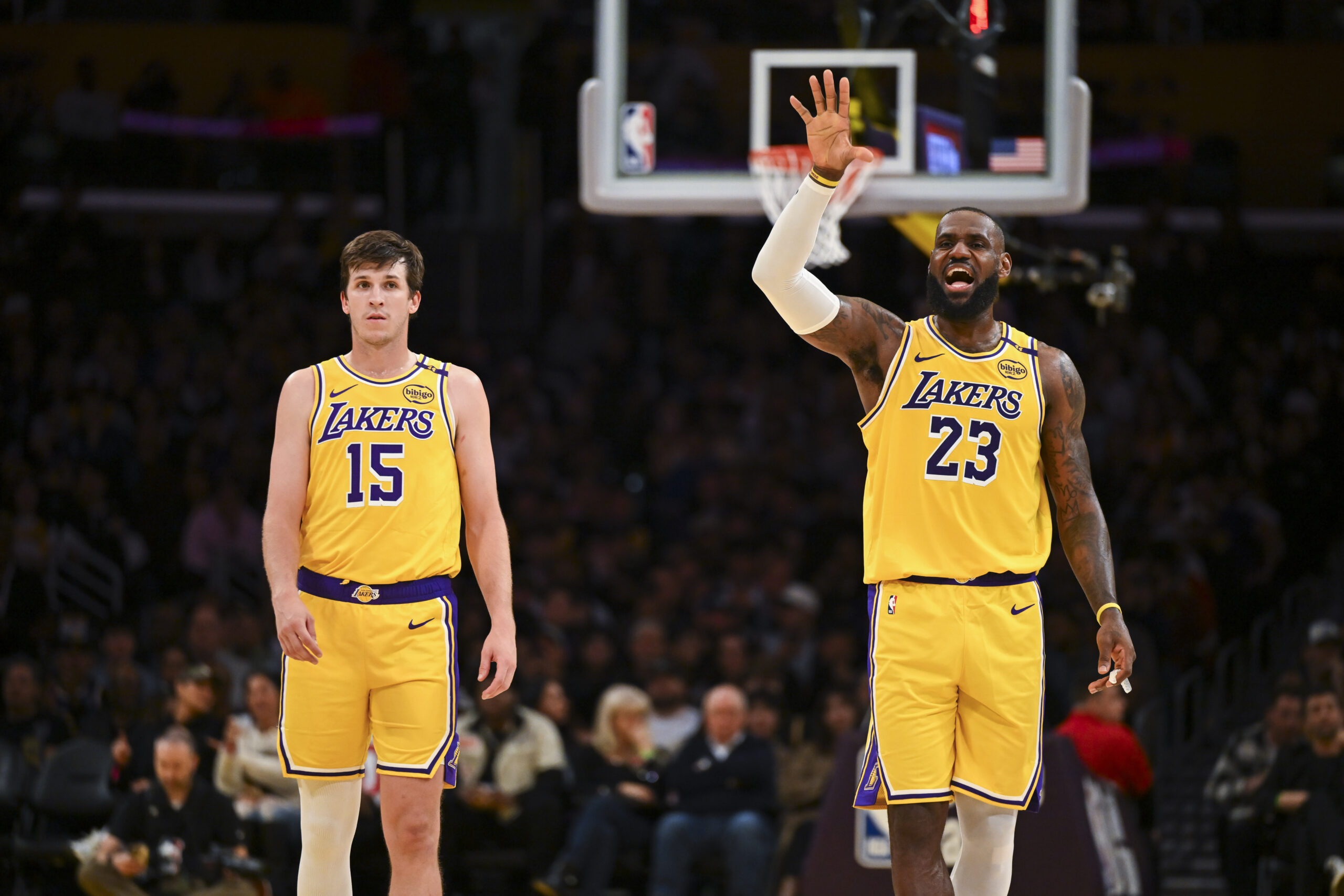 LeBron James Reacts To Austin Reaves' Career Night In Lakers' Win Over  Pacers - Fadeaway World