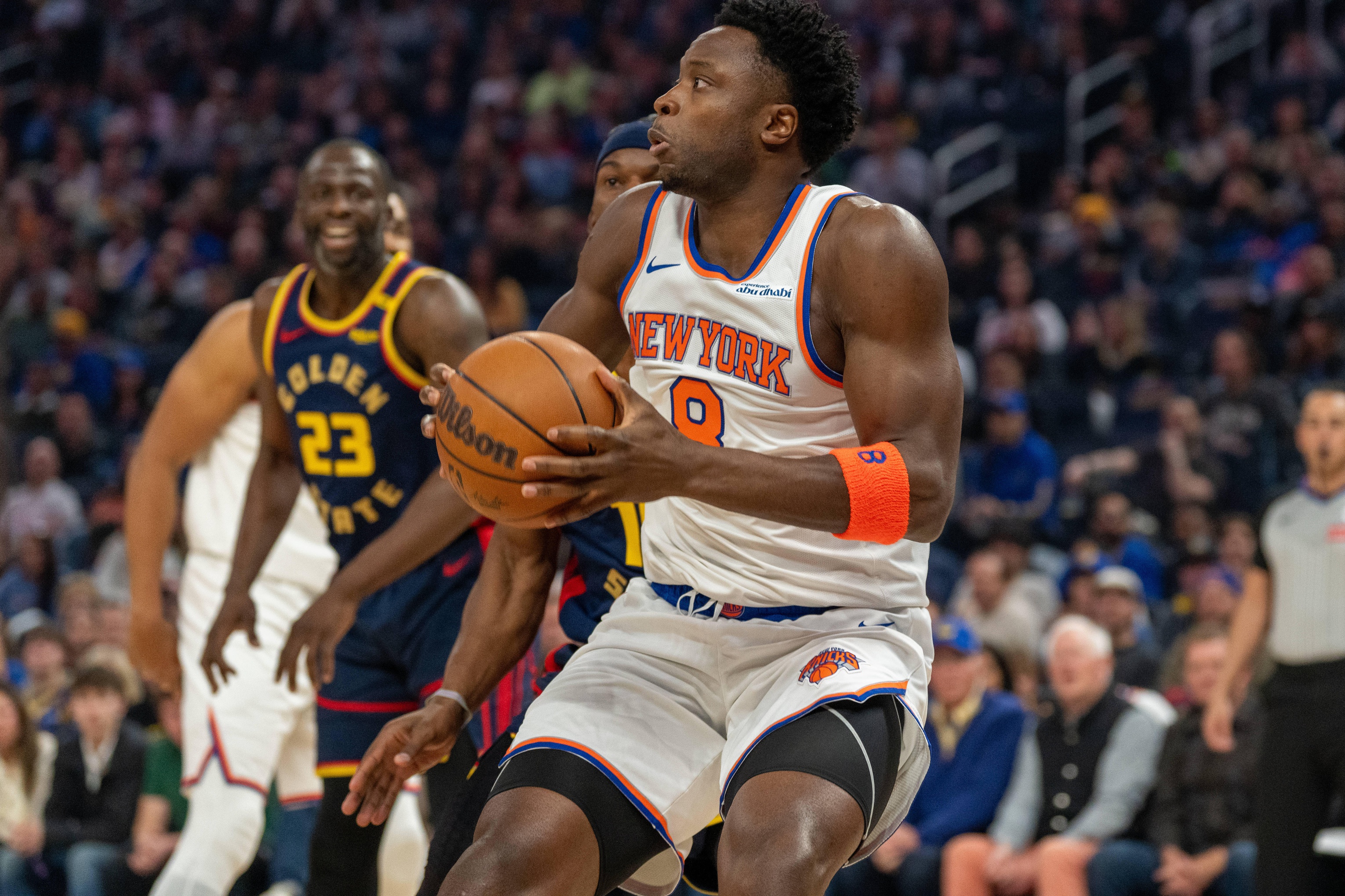  New York Knicks forward OG Anunoby (8) drives to the net against the Golden State Warriors during the first quarter at Chase Center. Mandatory Credit: Neville E. Guard-Imagn Images