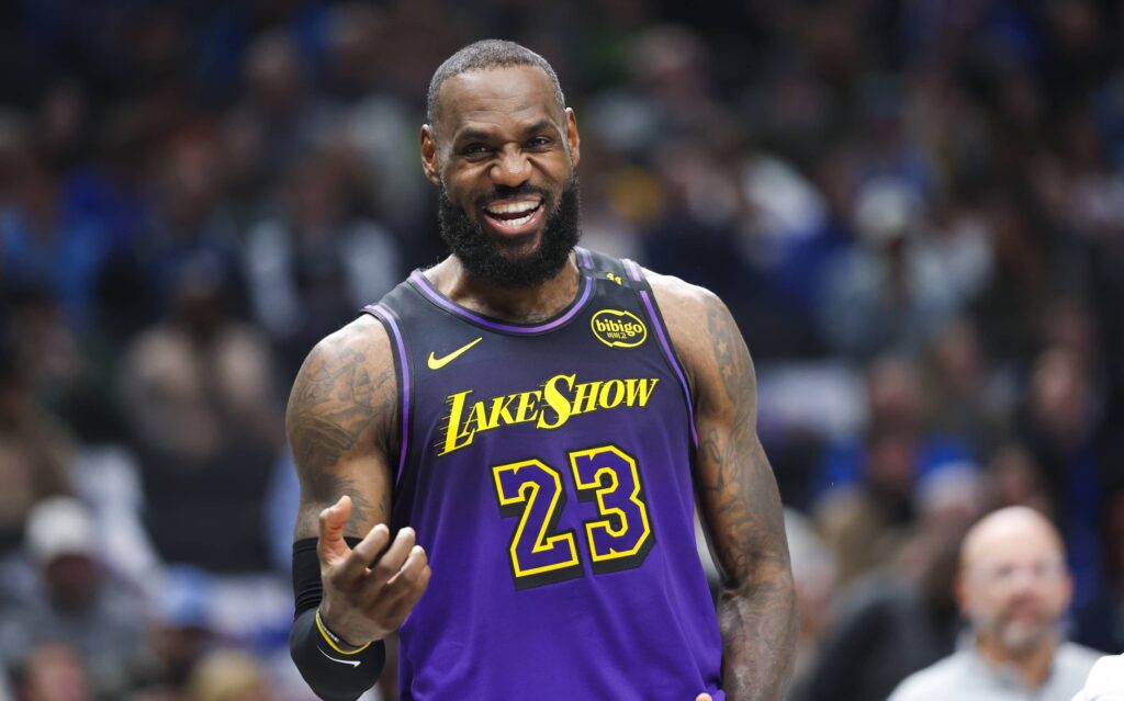 LeBron James Reveals The Aftermath Of His 2020 Championship: "I Went Back  To My Room And Started Packing My Sh*t..." - Fadeaway World