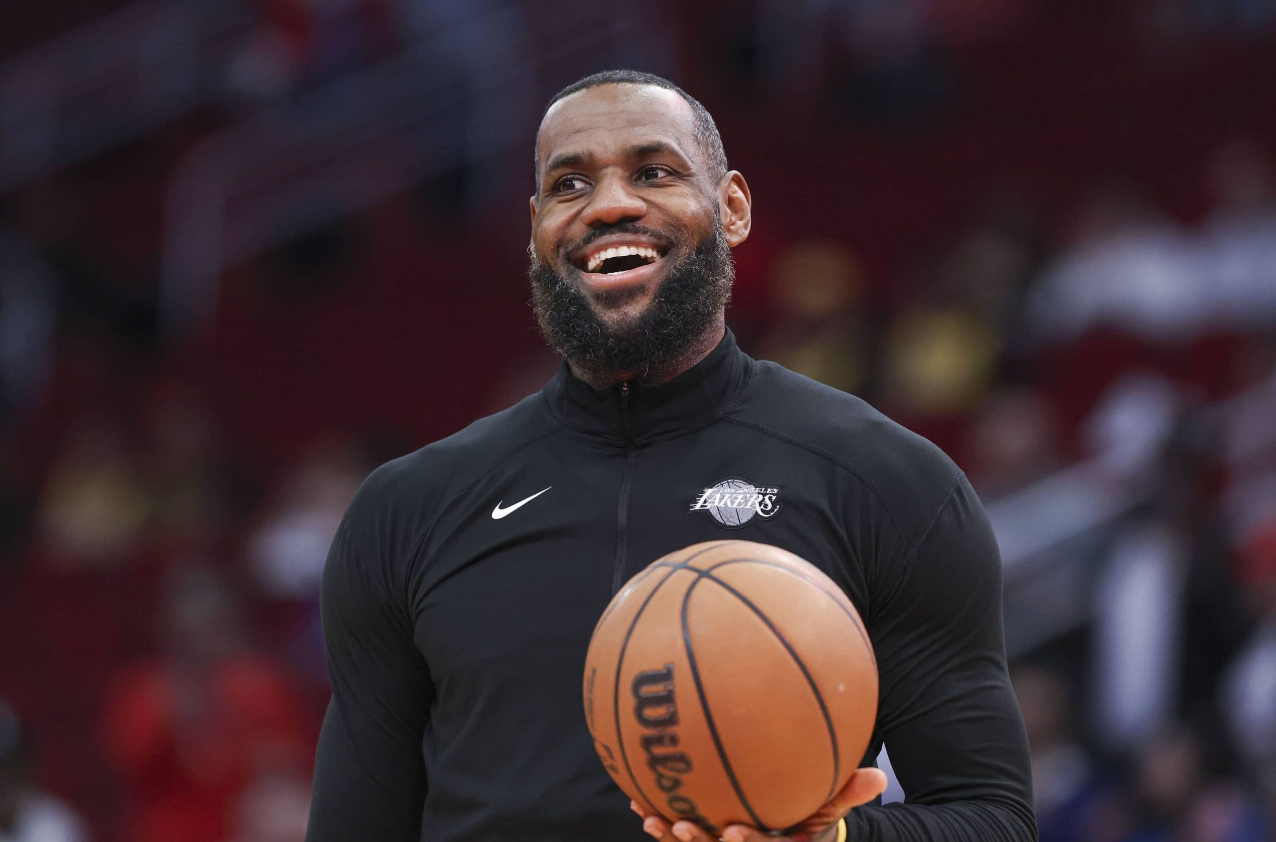 We're Done With The 90s": LeBron James Takes A Shot At Old School NBA  Players While Discussing Basketball's Evolution - Fadeaway World