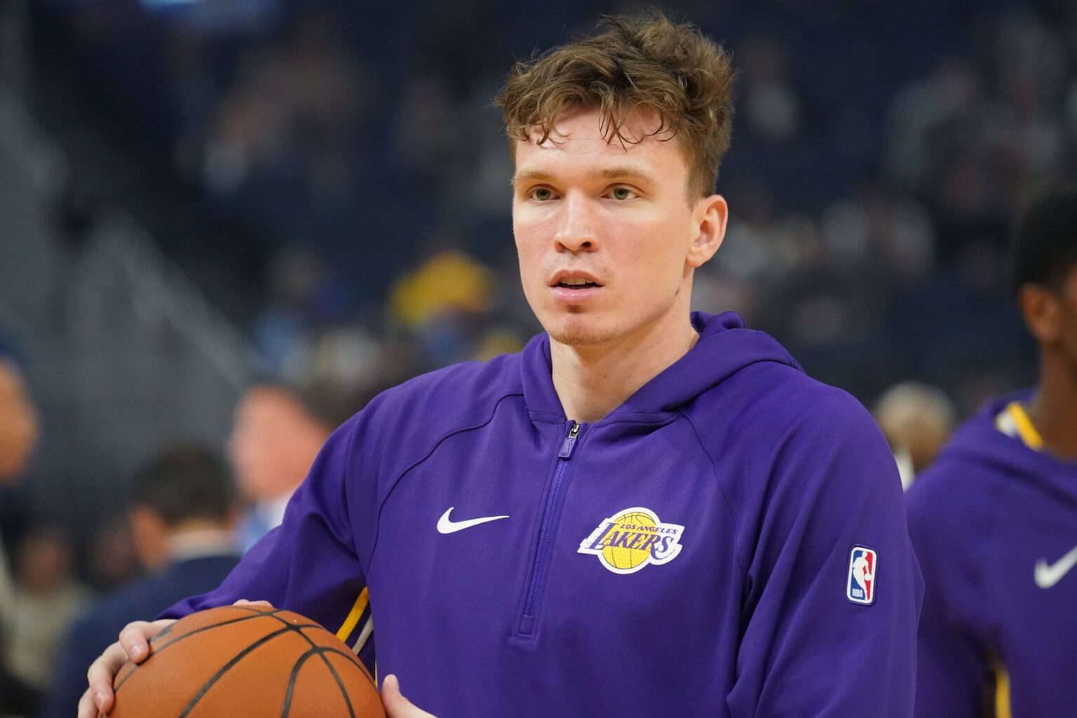 Lakers forward Dalton Knecht warms up before the game against the Warriors at Chase Center