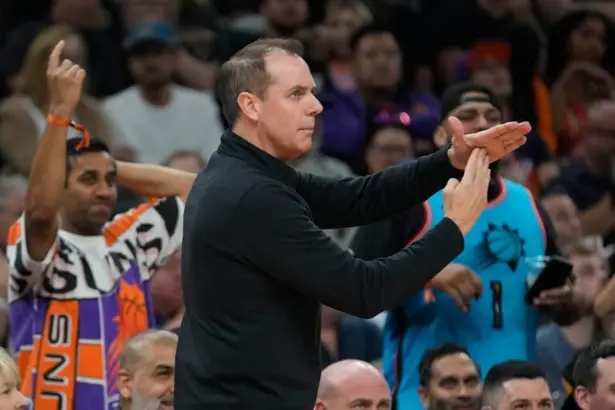Former Lakers coach Frank Vogel