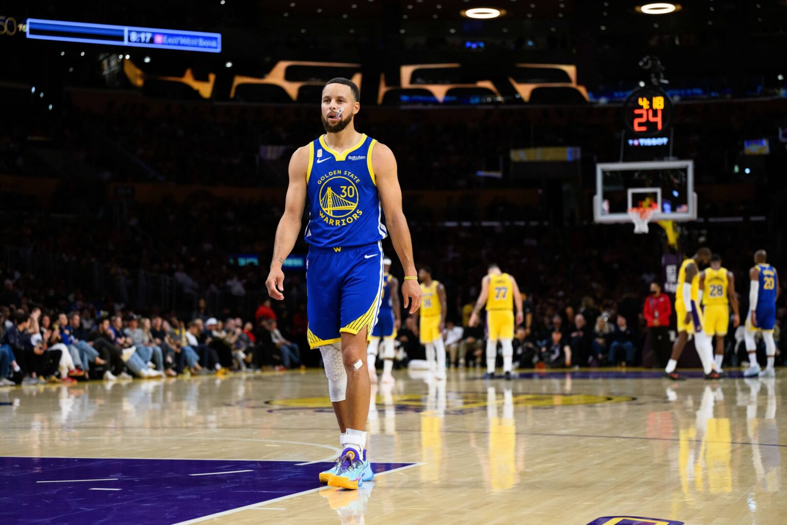 Warriors guard Stephen Curry on the court during the first half against the Lakers at Crypto.com Arena