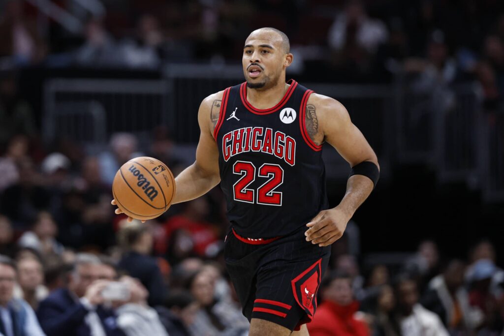 Chicago Bulls forward Talen Horton-Tucker (22) brings the ball up court against the Minnesota Timberwolves during the second half at United Center.